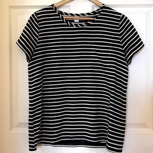 Old Navy Black & White stripe short sleeve, size Medium